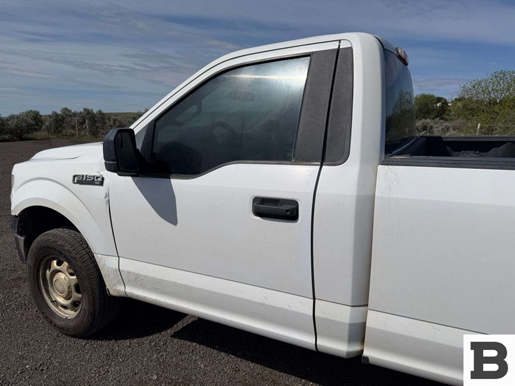 2016-ford-f150-image-13