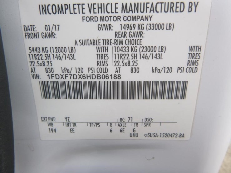 2017-ford-f750-image-19