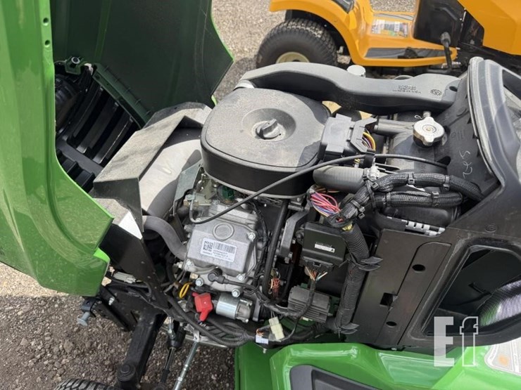 2022-john-deere-x730-image-20