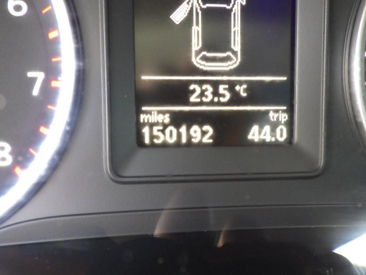 2012-volkswagen-tiguan-image-14