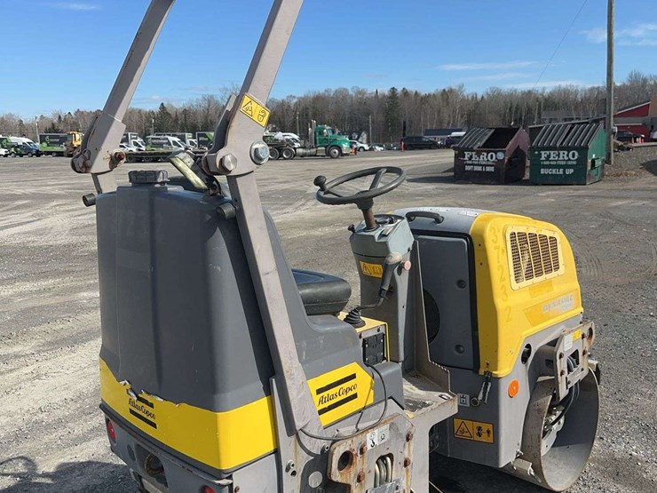 2016-dynapac-cc900g-image-5