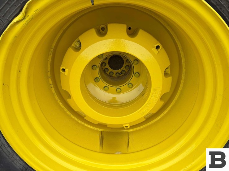 2012-john-deere-9510r-image-46