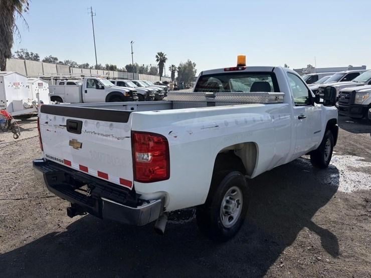 2007-chevrolet-silverado-2500hd-image-3