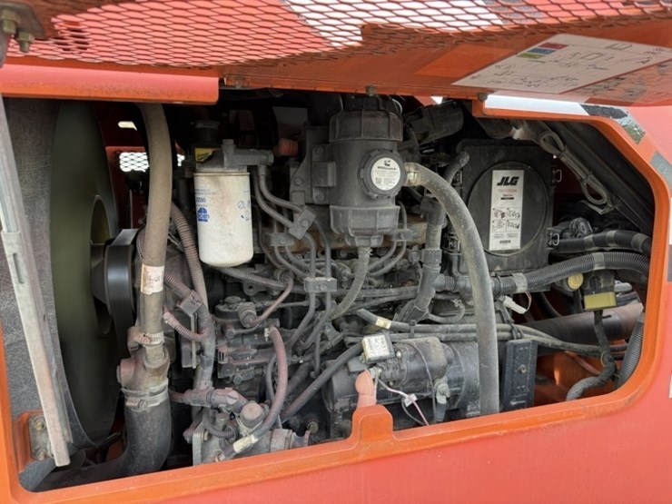 2015-sky-trak-6042-image-18