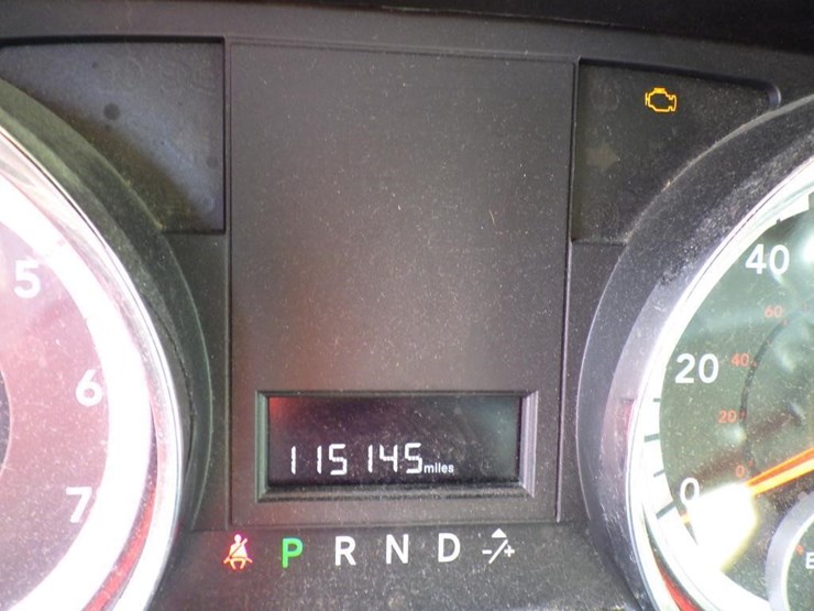 2015-dodge-grand-caravan-image-15