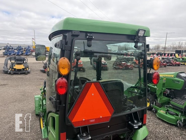 2021-john-deere-1025r-image-6