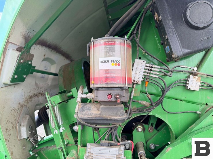 2015-john-deere-l340-image-30