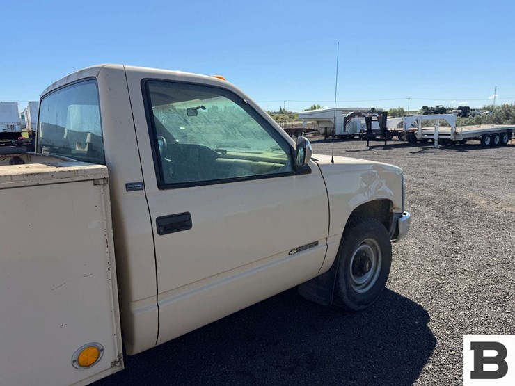 1994-chevrolet-gmt400-image-29