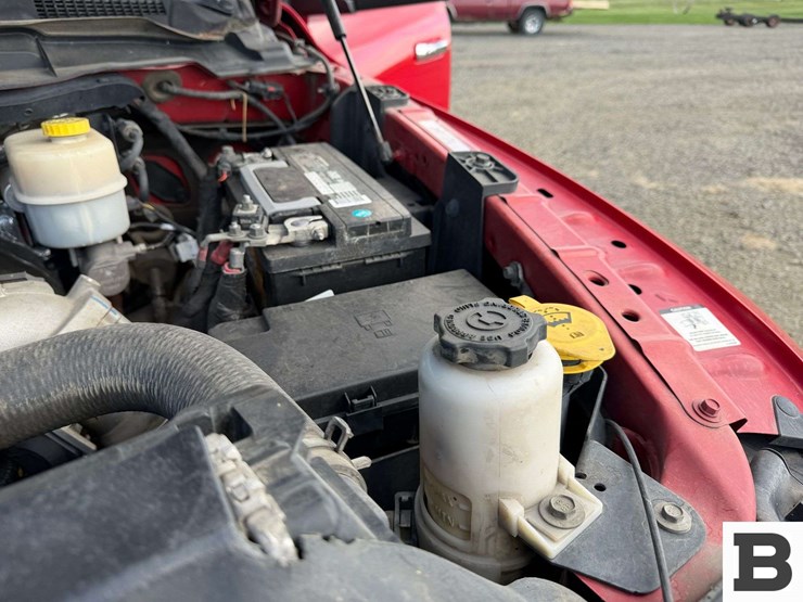 2016-dodge-2500-image-33