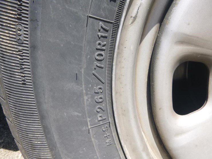 2014-dodge-ram-1500-image-25