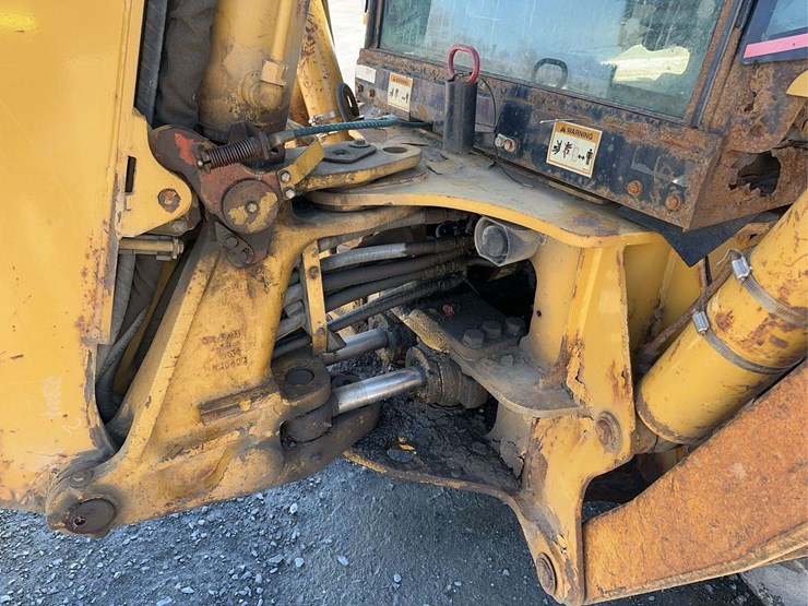 2003-caterpillar-420d-image-18