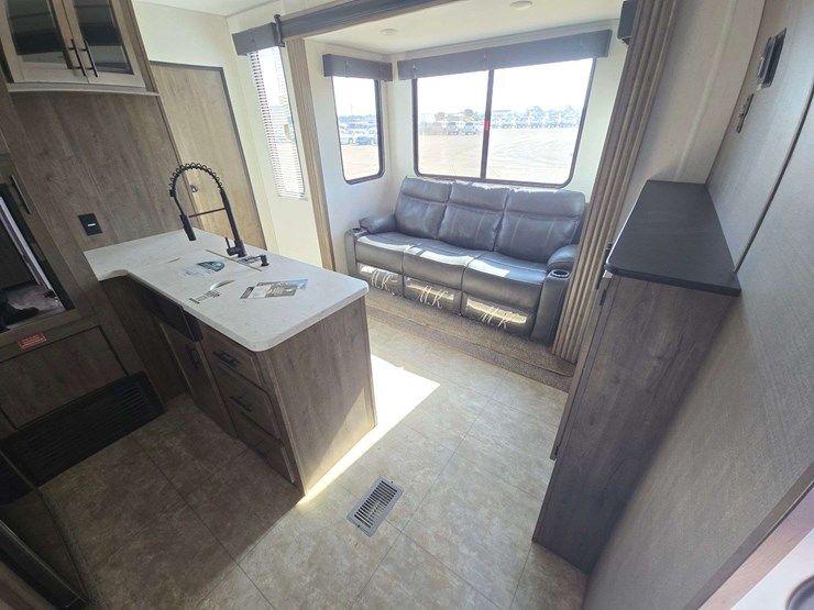 2022-rogue-travel-trailer-image-23