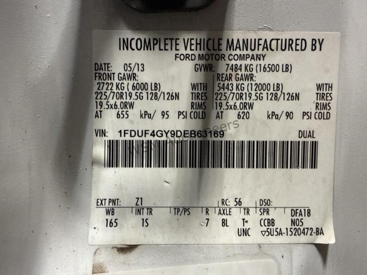 2013-ford-f450-image-23