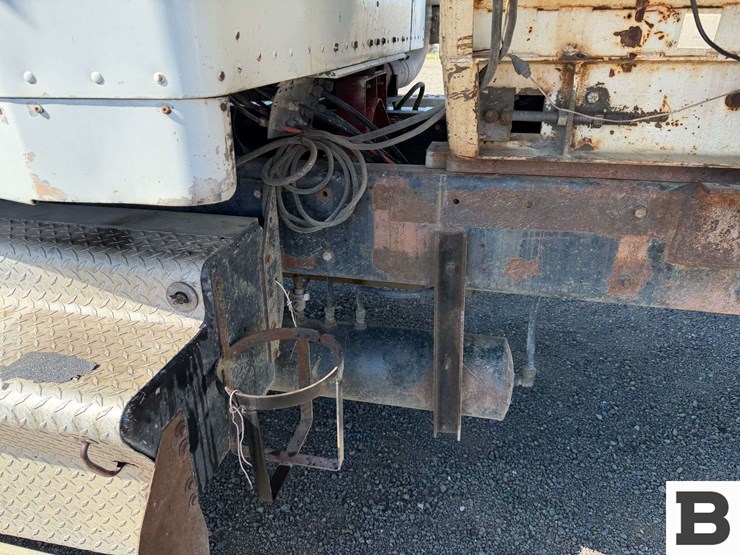 1987-kenworth-t600-image-13