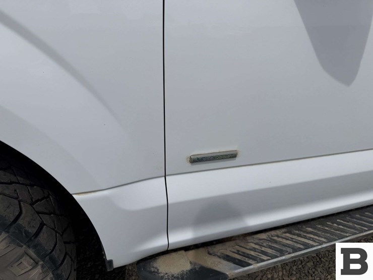 2017-ford-f150-image-12