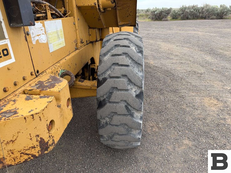 caterpillar-920-image-41