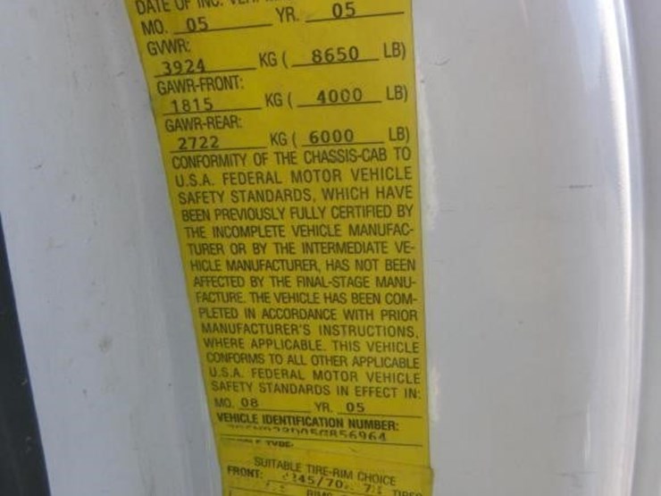 2005-dodge-ram-2500-image-30