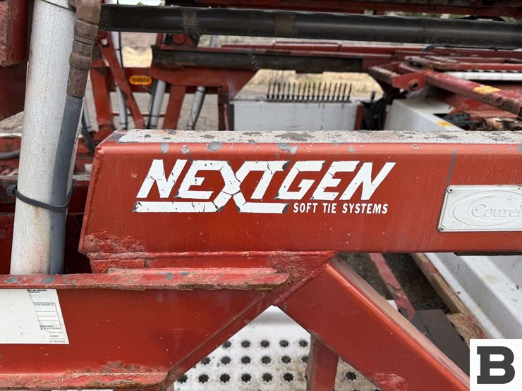 2013-cottrell-car-hauler-image-19