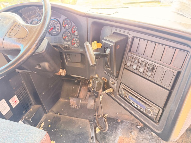 #552-•-#551-•-2011-international-school-bus-image-16