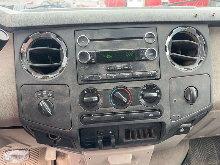 2009-ford-f250-xlt-image-28