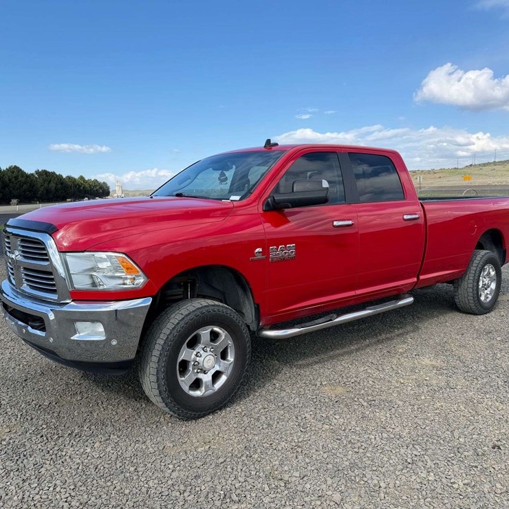 2016 DODGE 2500