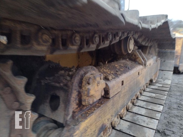 2005-deere-700h-lgp-image-33