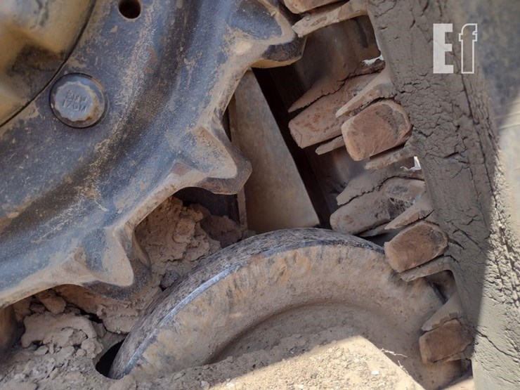 2022-bobcat-t770-image-16