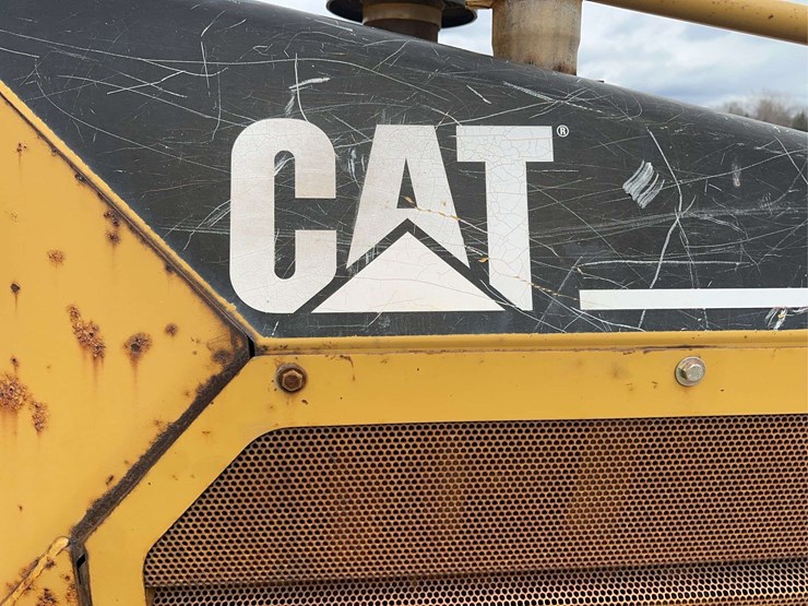 2004-caterpillar-d4g-xl-image-19