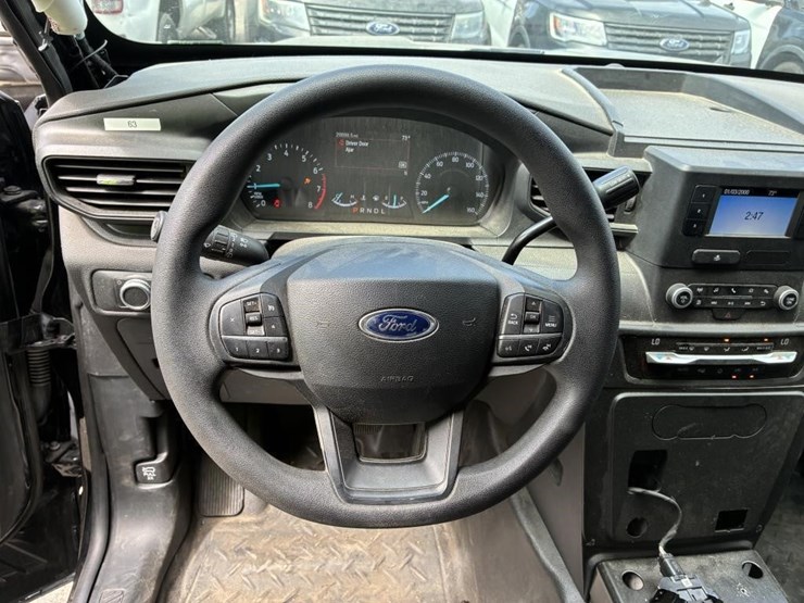 2022-ford-explorer-police-interceptor-image-16