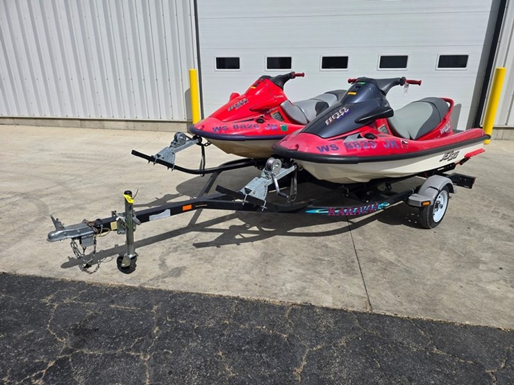 #60-•-kawasaki-1100-stx-jet-skis-image-1