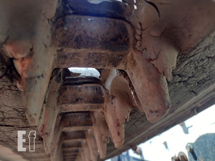 2022-bobcat-t770-image-17