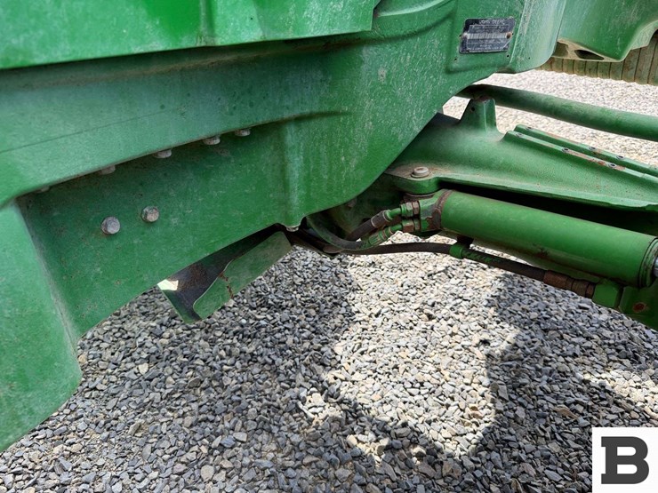 2013-john-deere-7200r-image-43