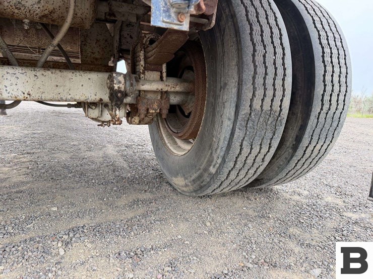 1984-fruehauf-open-top-image-22
