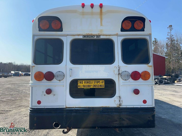 2009-bluebird-vision-image-6