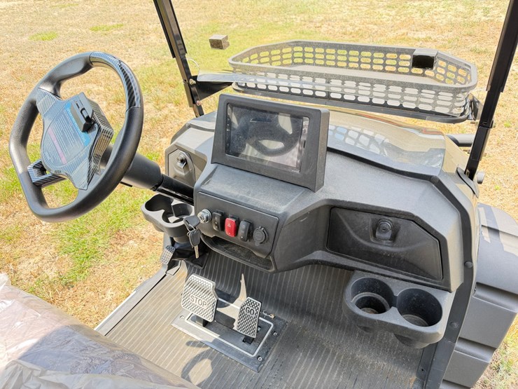 #597-•-#596-•-golf-cart-image-9