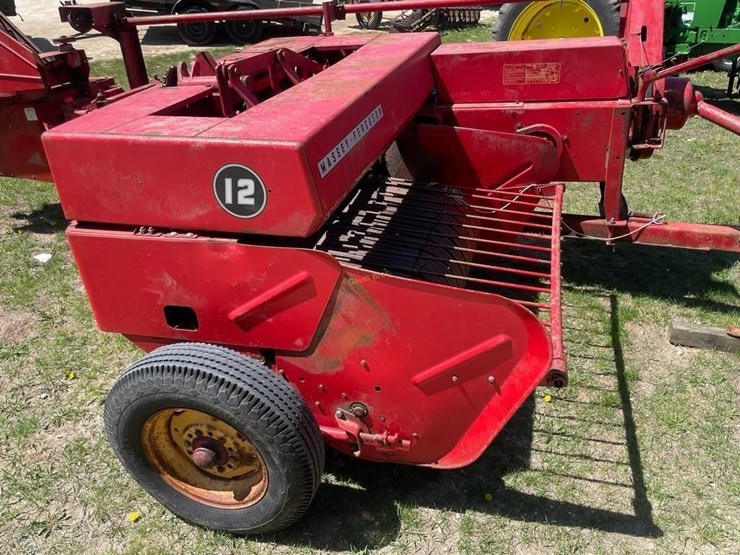 massey-ferguson-12-image-2