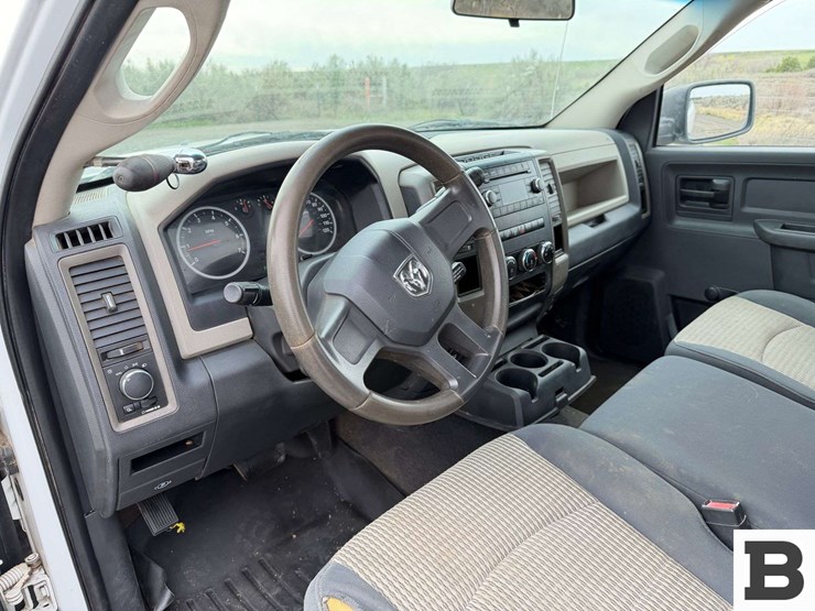 2011-dodge-ram-1500-image-26