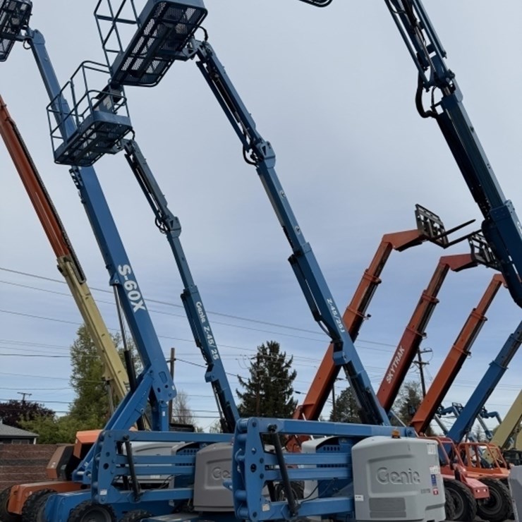 2013 GENIE Z45/25J