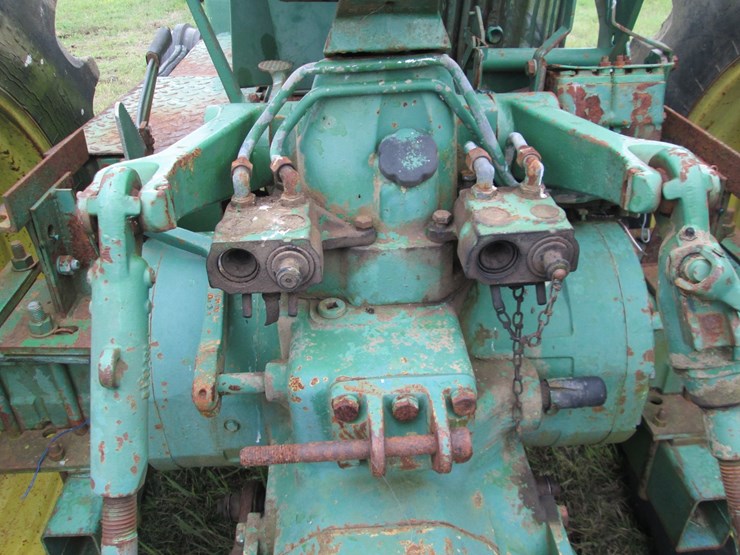 1982-john-deere-2840-image-10