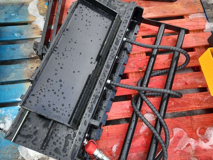 future-ft-cyhc-mini-skid-steer-side-shift-fork-image-1