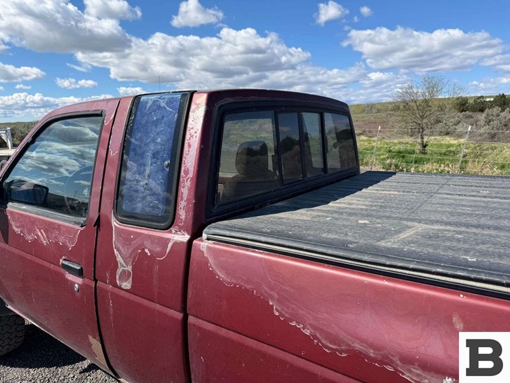 1987-nissan-pickup-image-13