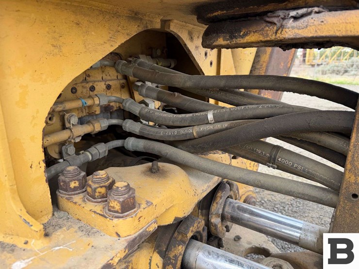 1993-caterpillar-416b-image-33