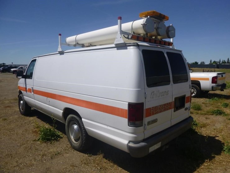 2006-ford-e350-image-5