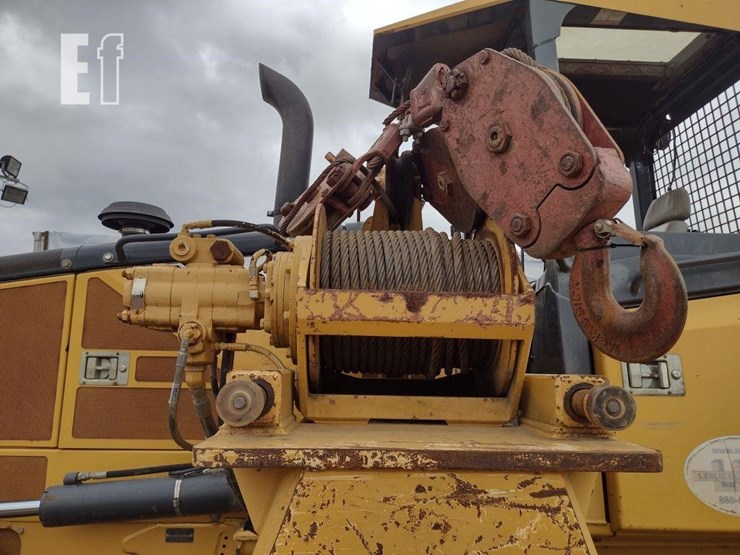 2013-deere-700k-lgp-image-25