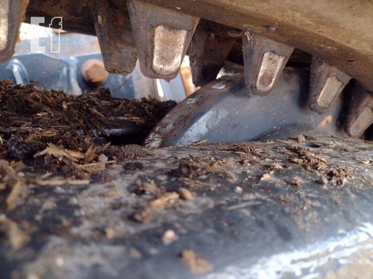 2013-bobcat-t770-image-27