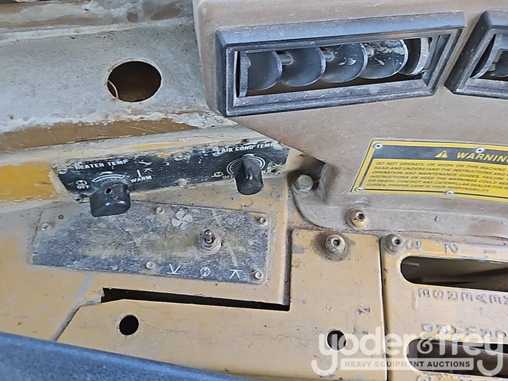 1981-caterpillar-d9l-image-28