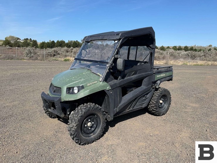 john-deere-xuv-590m-image-1