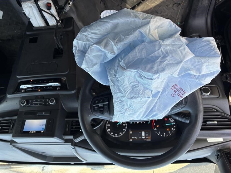 2022-ford-explorer-police-interceptor-image-18