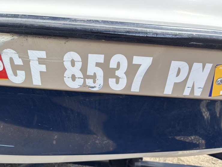 2001-unknown-trailer-image-36