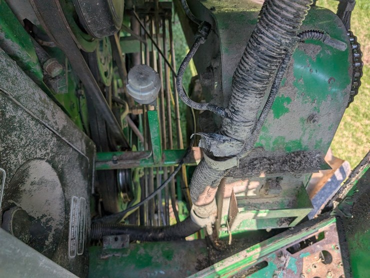 1996-john-deere-9500-image-46